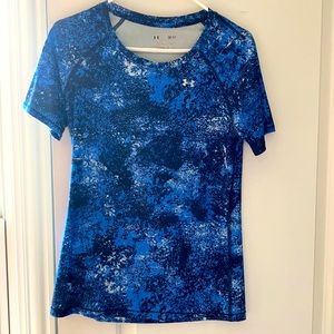 Under Armour Small Athletic Top
